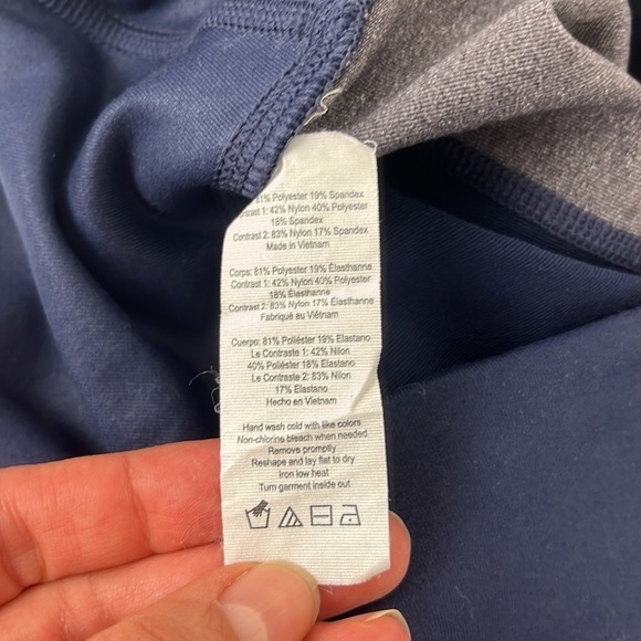 ALO Yoga Navy Leggings - Picture 10 of 10